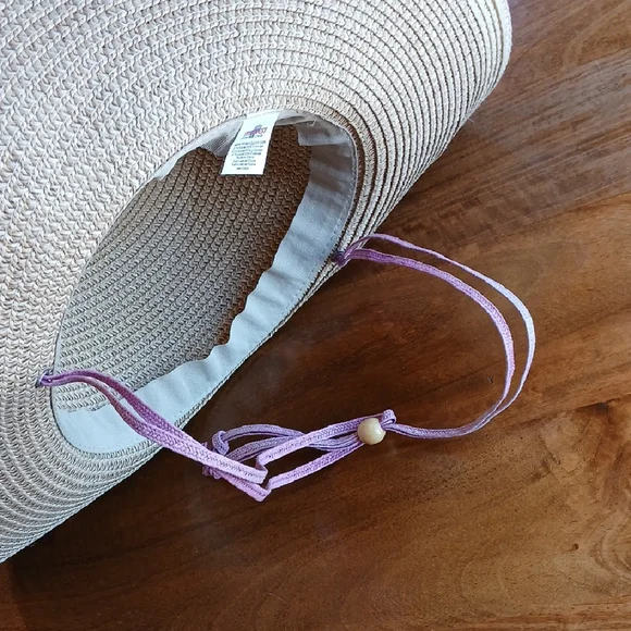 Elegant Tan Midwest Straw Sun Hat - Picture 5 of 10